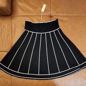 Max Studio Stretch A-line Skirt